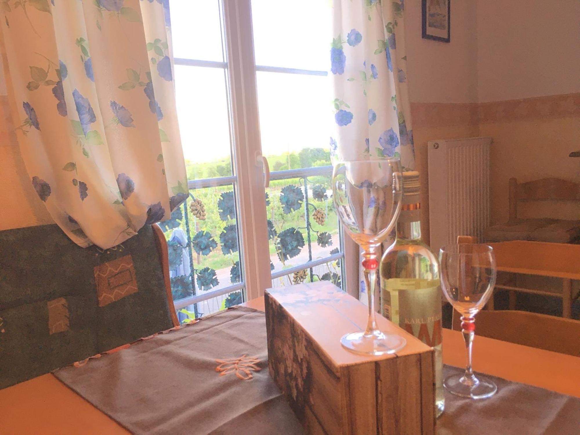 Ferienwohnung Suedpfalzblick Burrweiler Luaran gambar